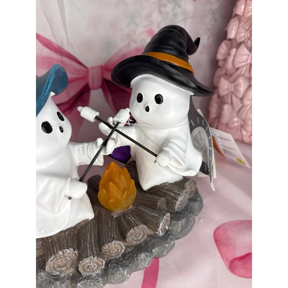 Ghoulish HALLOWEEN Led Ghost Campfire